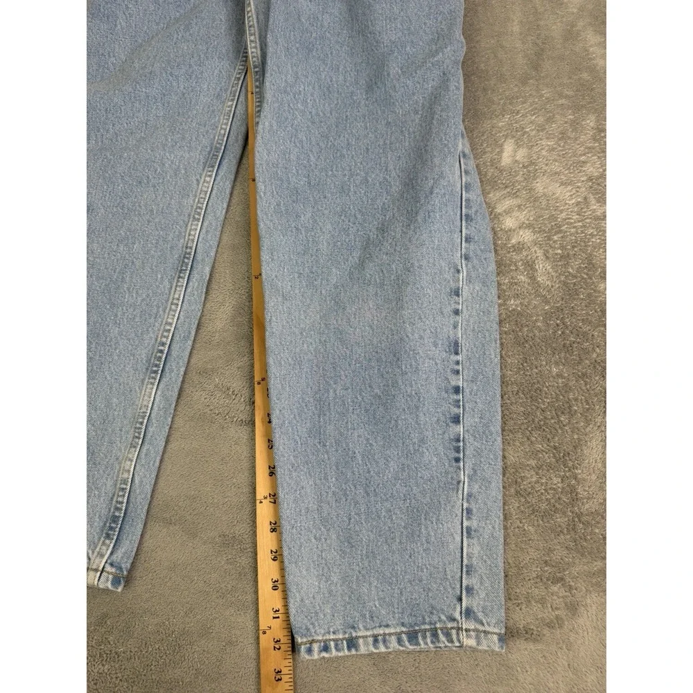 Levis measurements are